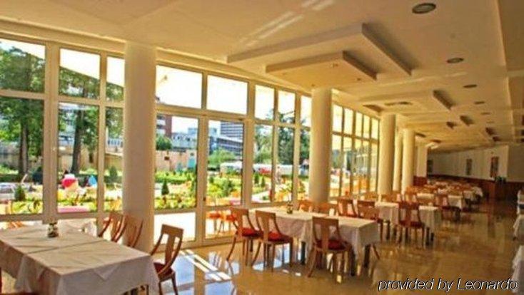 Hotel Fenix Sunny Beach Exterior photo